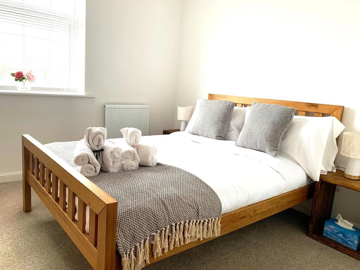 Home Crowd Luxury Apartments Doncaster 0*,